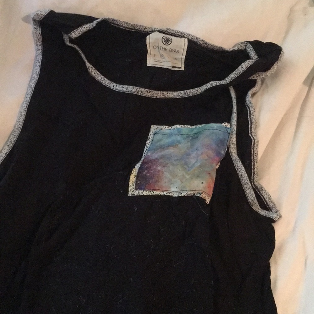 colors tank top
